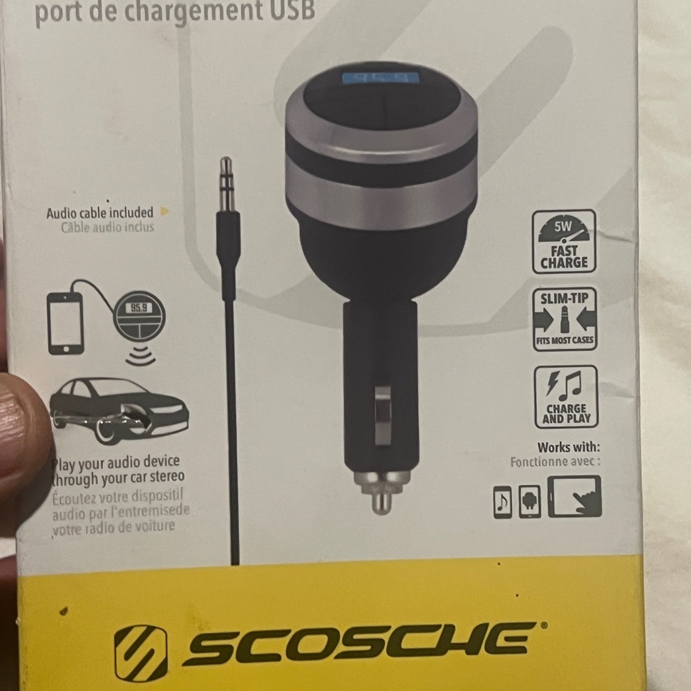 Scosche TrueShift Digital FM Transmitter With USB Car Charging Port